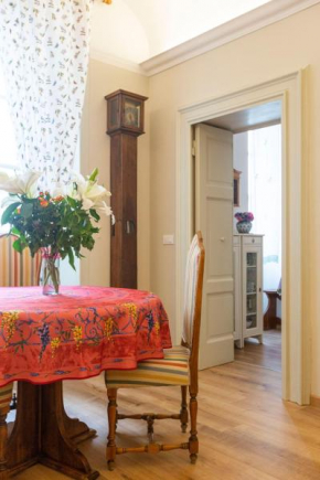Apartment Vespucci- quite Historic Palace Florence